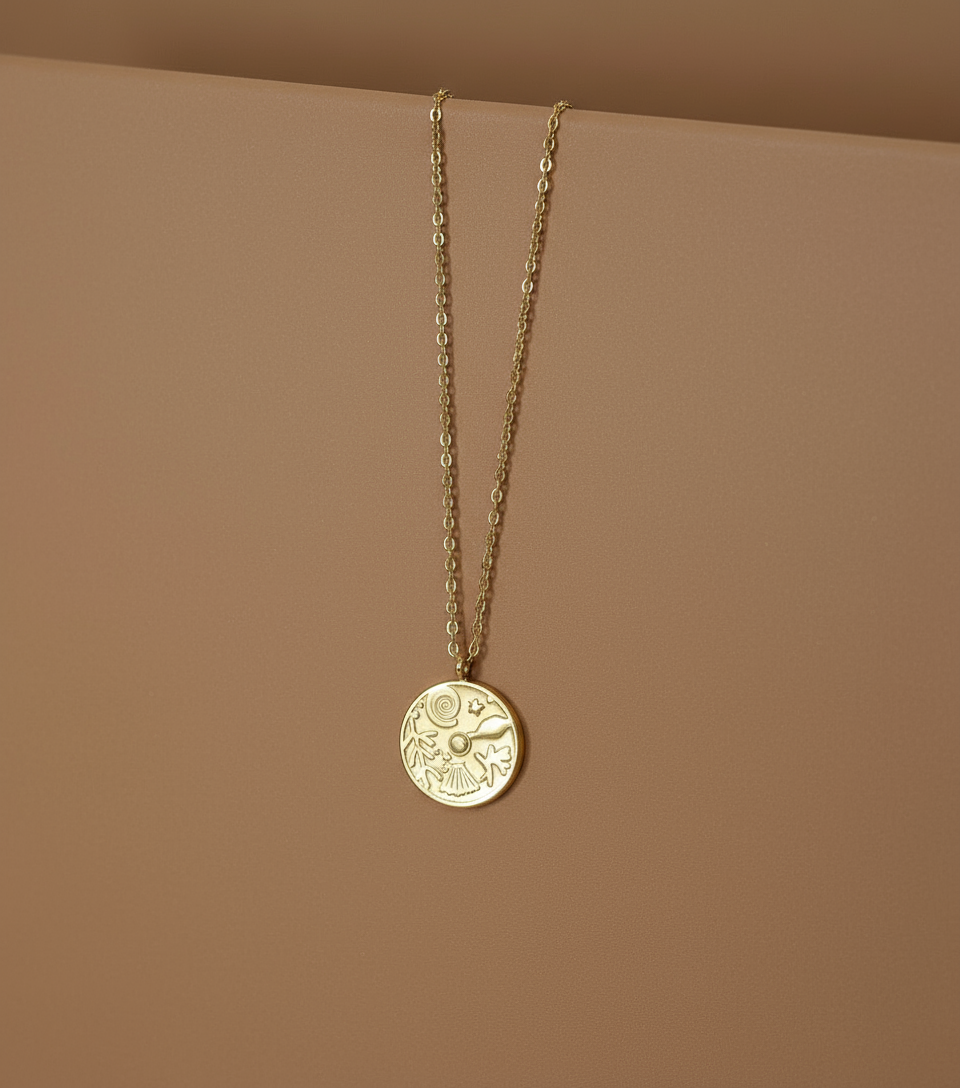 The Core minimal neckline