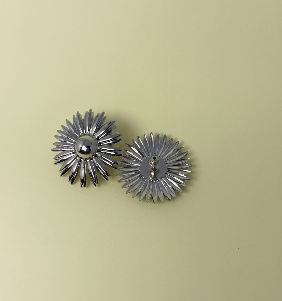 The Sunflower earring