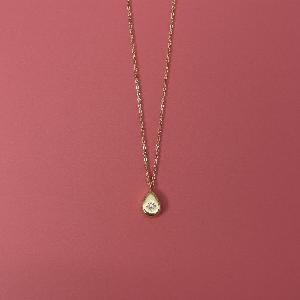 The Nova link neckline