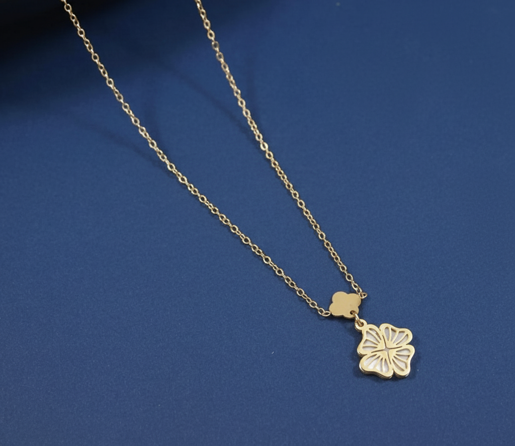 The Still Trace neckline