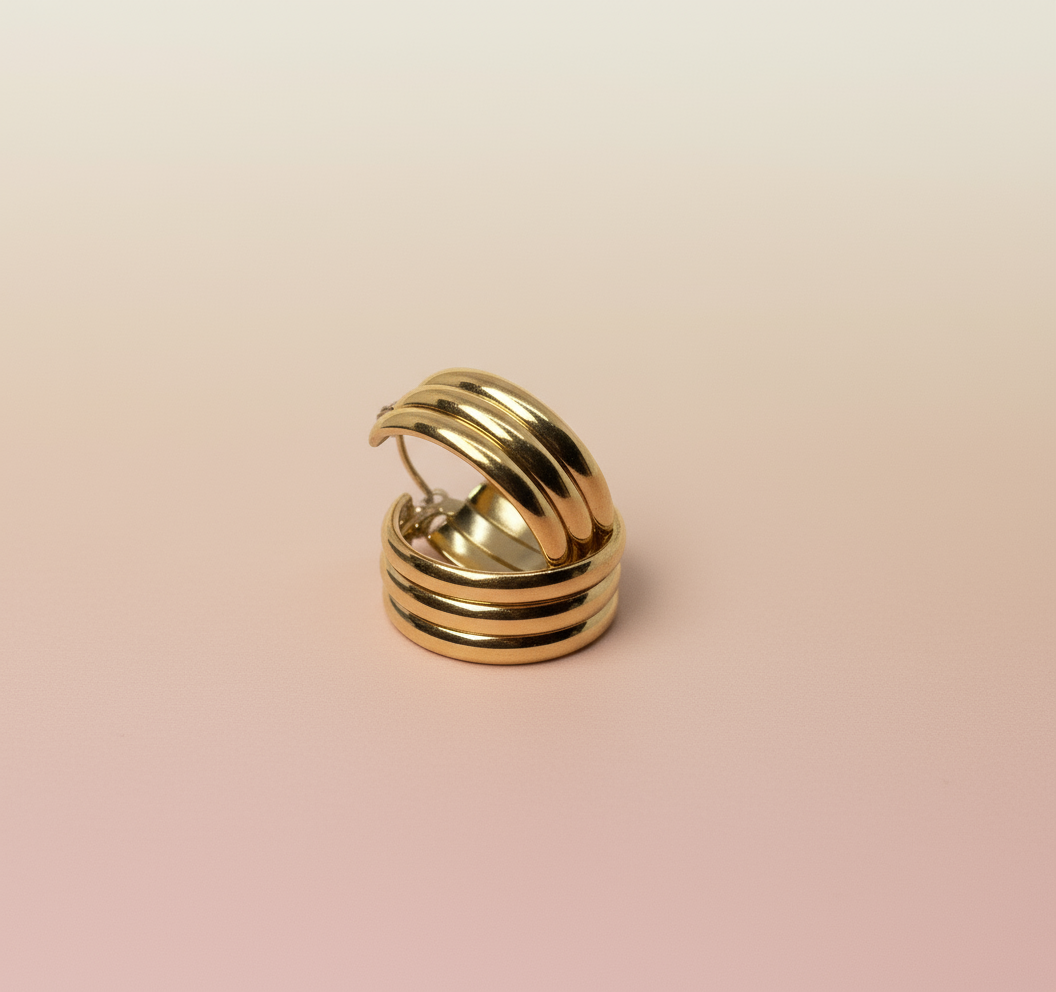 The old skull big hoop