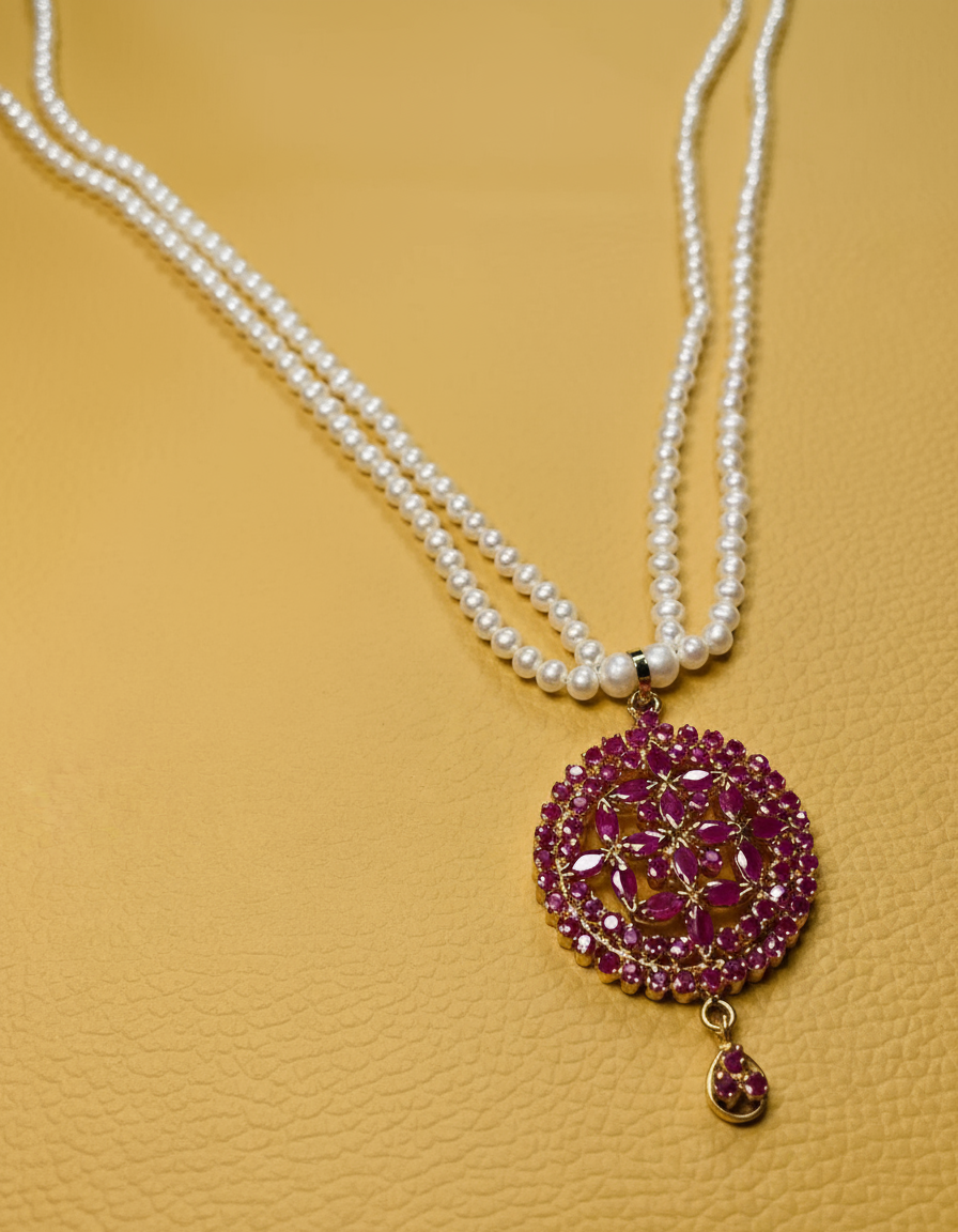 グロリアネックレス